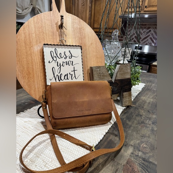 Portland Leather Goods - Picture 1 of 4
